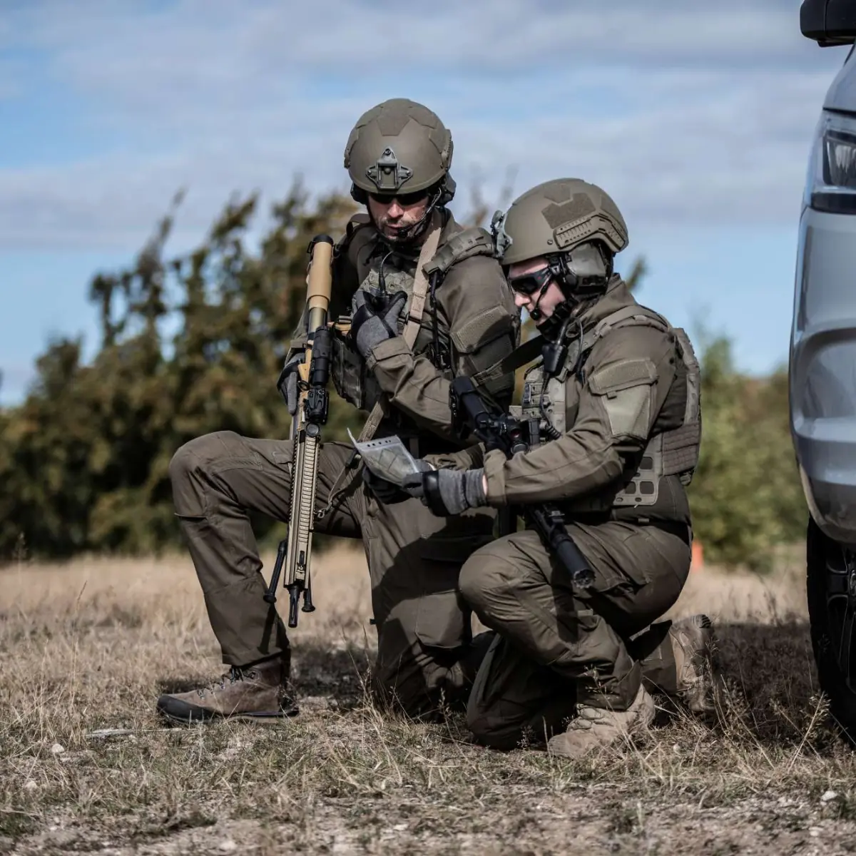 3M Peltor Comtac VIII Verde para camuflaje de caza