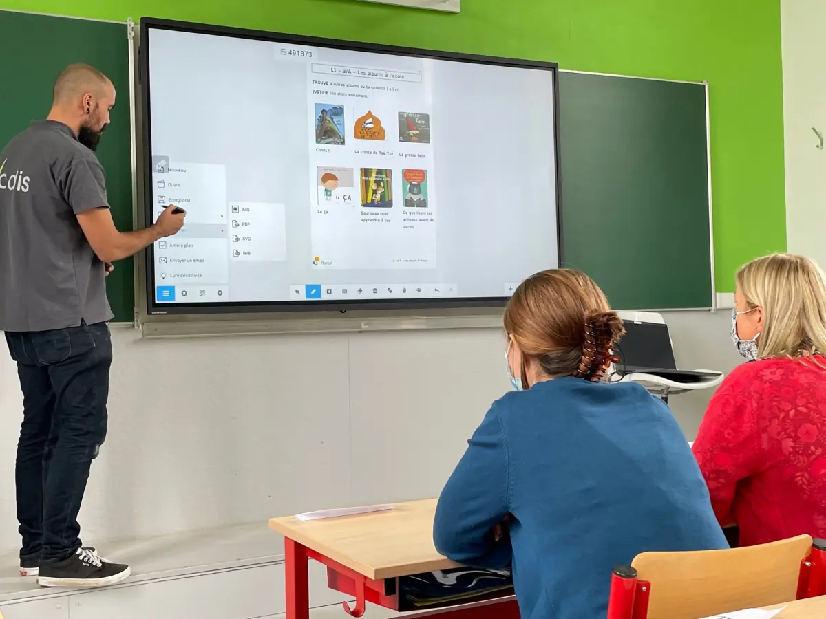 pantalla de aula Clevertouch